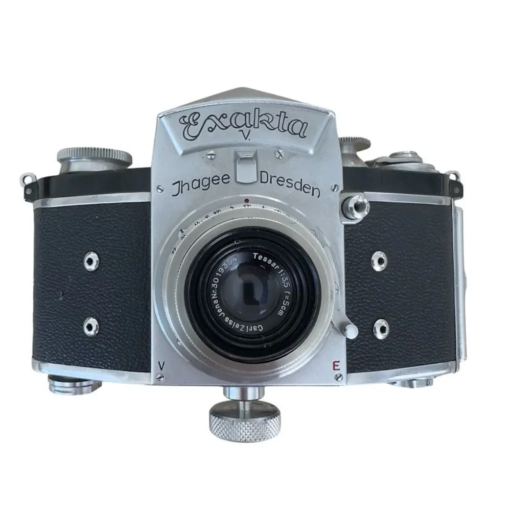 Exakta V Ihagee 35mm Camera w/ Zeiss Tessar 50mm f3.5 & Leather Case
